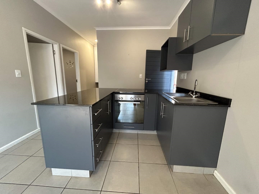 2 Bedroom Property for Sale in Waterfall KwaZulu-Natal
