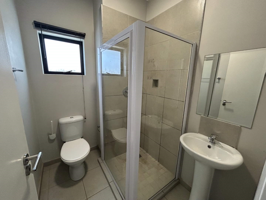 2 Bedroom Property for Sale in Waterfall KwaZulu-Natal