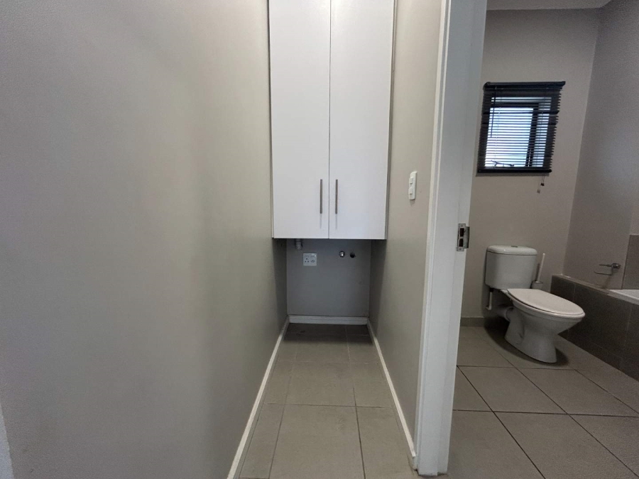 2 Bedroom Property for Sale in Waterfall KwaZulu-Natal