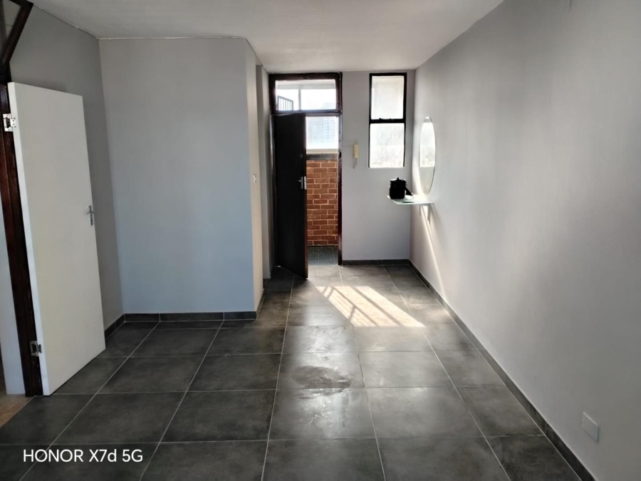 2 Bedroom Property for Sale in South Beach KwaZulu-Natal