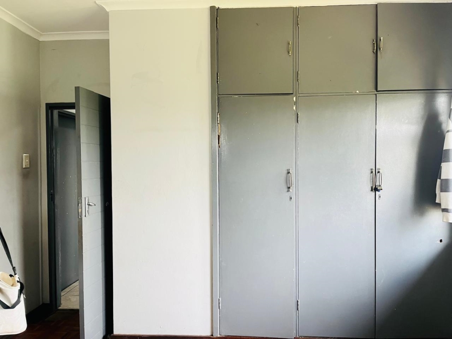 6 Bedroom Property for Sale in Umbilo KwaZulu-Natal