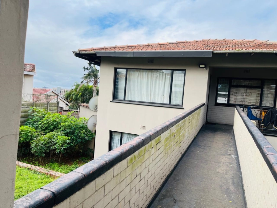 6 Bedroom Property for Sale in Umbilo KwaZulu-Natal