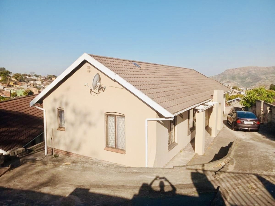 4 Bedroom Property for Sale in Pinetown KwaZulu-Natal