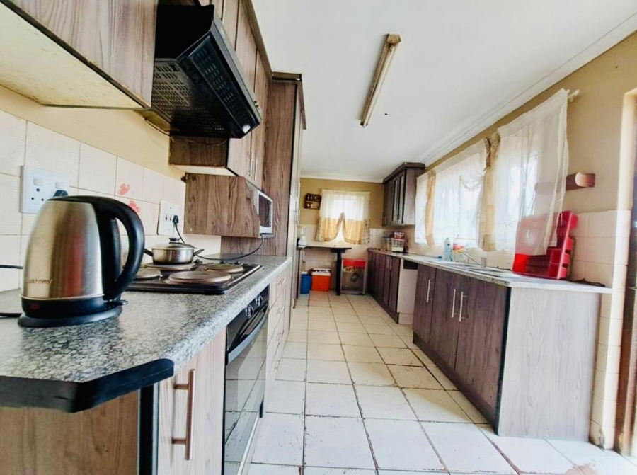 4 Bedroom Property for Sale in Pinetown KwaZulu-Natal