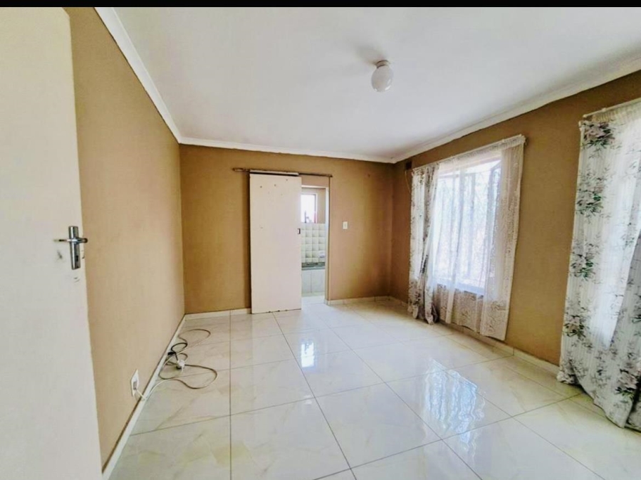 4 Bedroom Property for Sale in Pinetown KwaZulu-Natal