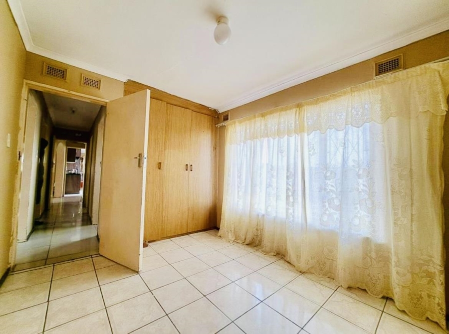 4 Bedroom Property for Sale in Pinetown KwaZulu-Natal
