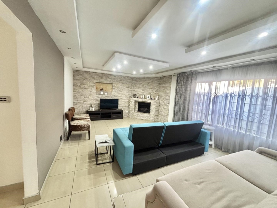 3 Bedroom Property for Sale in Hayfields KwaZulu-Natal