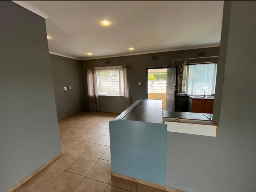 6 Bedroom Property for Sale in Moseley KwaZulu-Natal