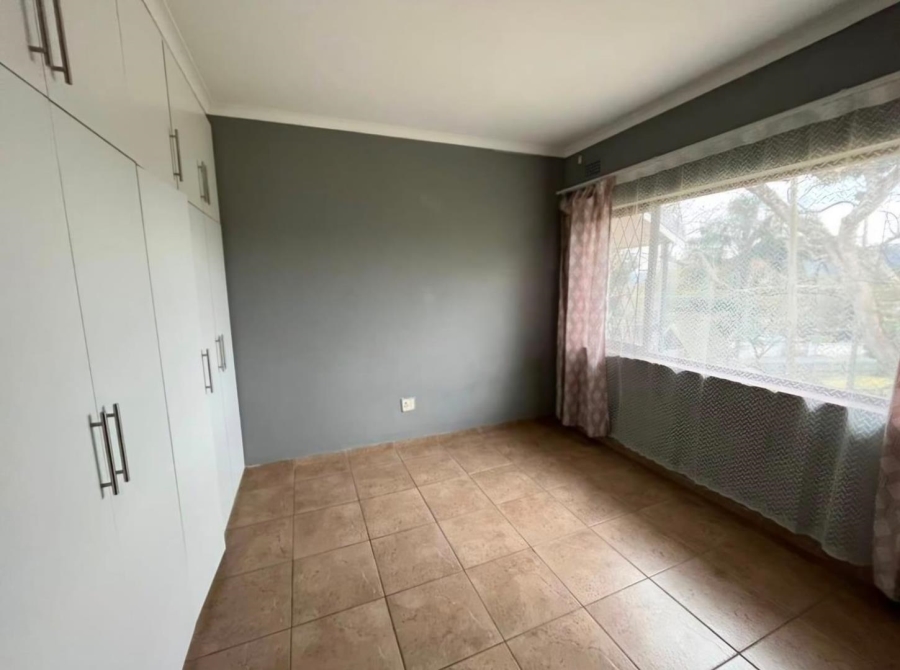 6 Bedroom Property for Sale in Moseley KwaZulu-Natal