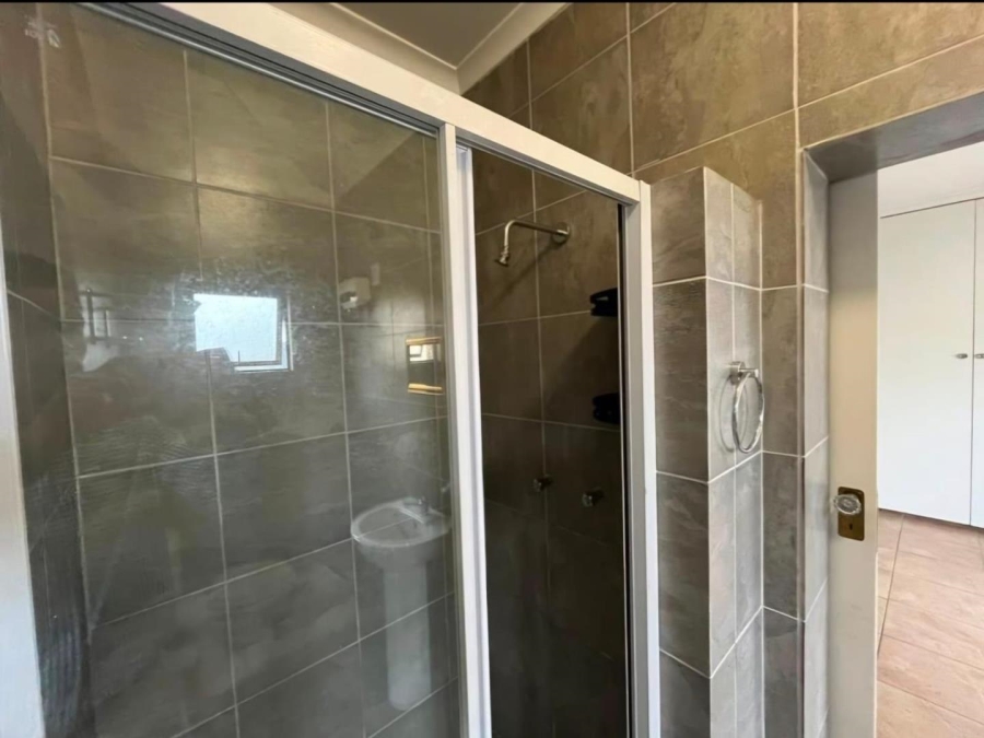 6 Bedroom Property for Sale in Moseley KwaZulu-Natal