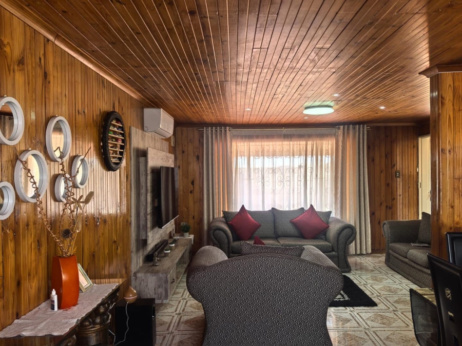 3 Bedroom Property for Sale in Shallcross KwaZulu-Natal