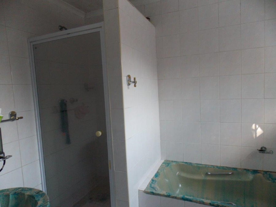 3 Bedroom Property for Sale in Westcliff KwaZulu-Natal