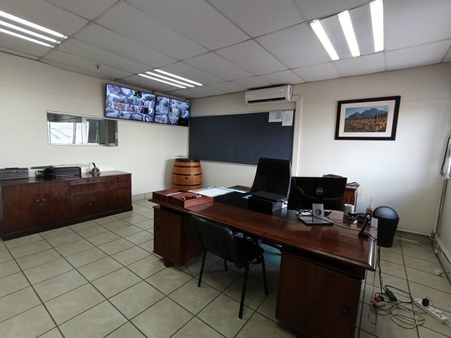 To Let Commercial Property for Rent in New Germany KwaZulu-Natal