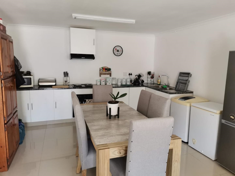 To Let 2 Bedroom Property for Rent in La Mercy KwaZulu-Natal