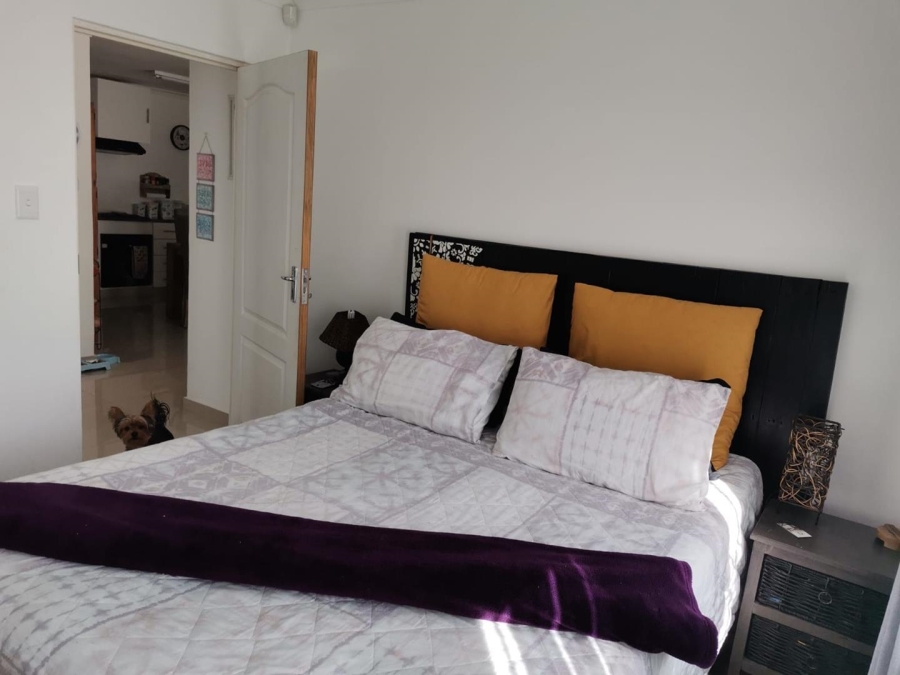 To Let 2 Bedroom Property for Rent in La Mercy KwaZulu-Natal