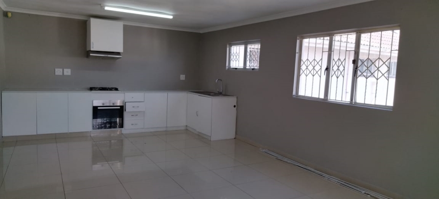 To Let 2 Bedroom Property for Rent in La Mercy KwaZulu-Natal