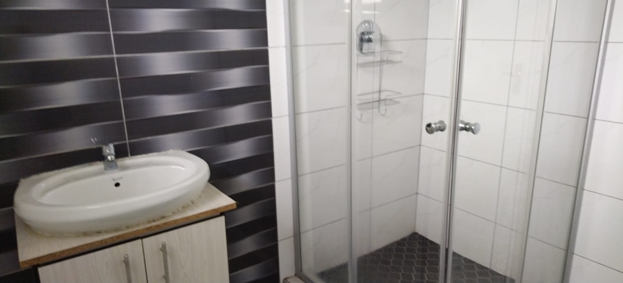 To Let 2 Bedroom Property for Rent in La Mercy KwaZulu-Natal