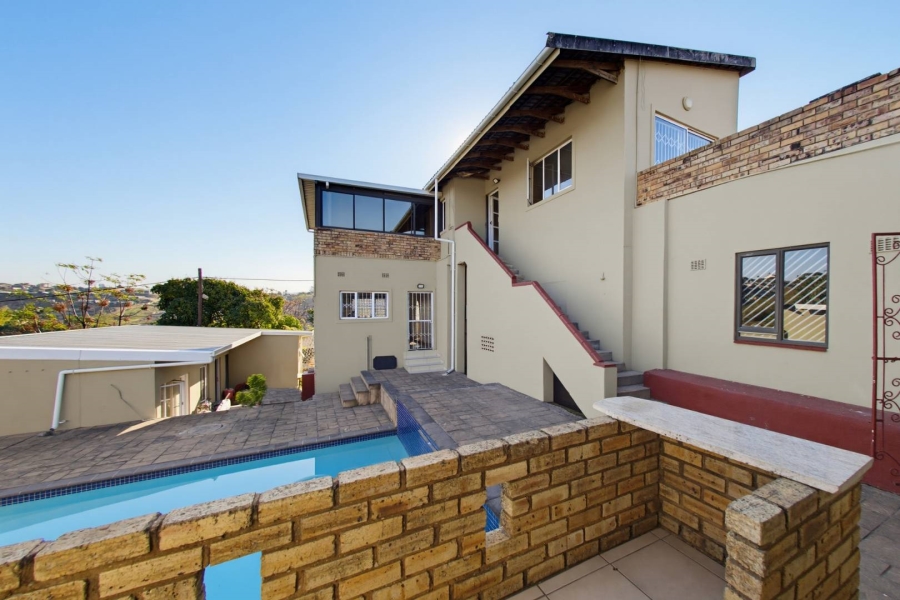 7 Bedroom Property for Sale in Clare Hills KwaZulu-Natal