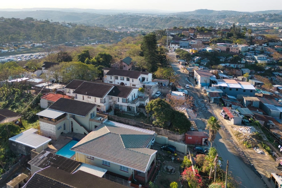 7 Bedroom Property for Sale in Clare Hills KwaZulu-Natal