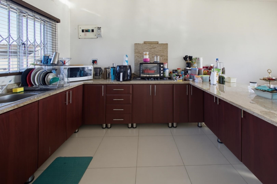 7 Bedroom Property for Sale in Clare Hills KwaZulu-Natal