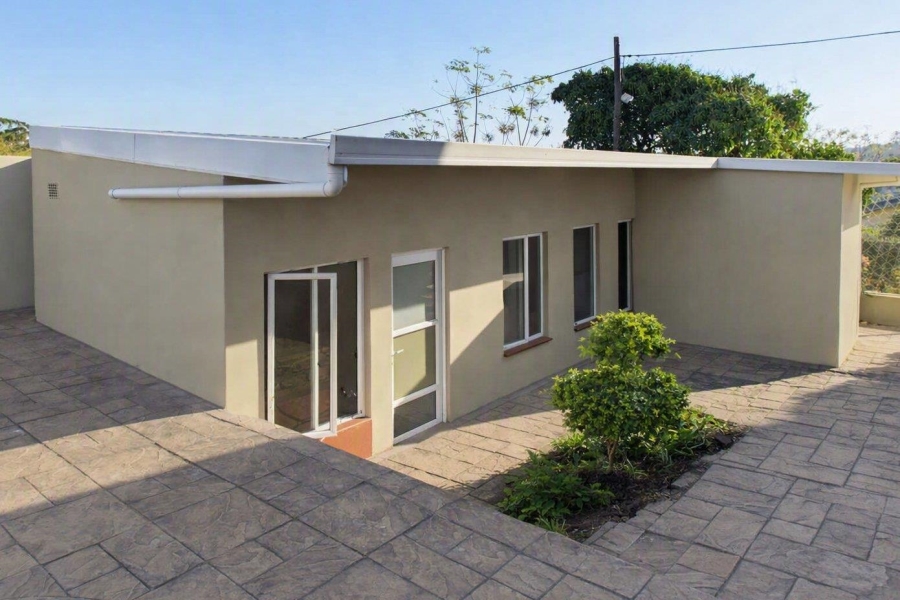 7 Bedroom Property for Sale in Clare Hills KwaZulu-Natal