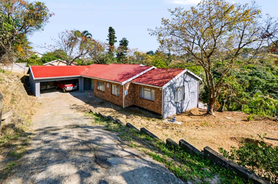 4 Bedroom Property for Sale in Amanzimtoti KwaZulu-Natal