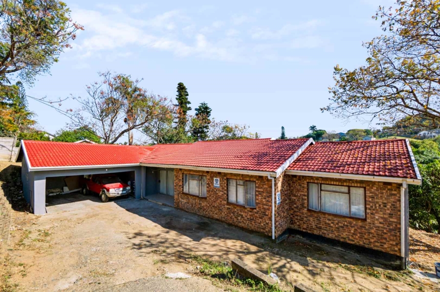 4 Bedroom Property for Sale in Amanzimtoti KwaZulu-Natal