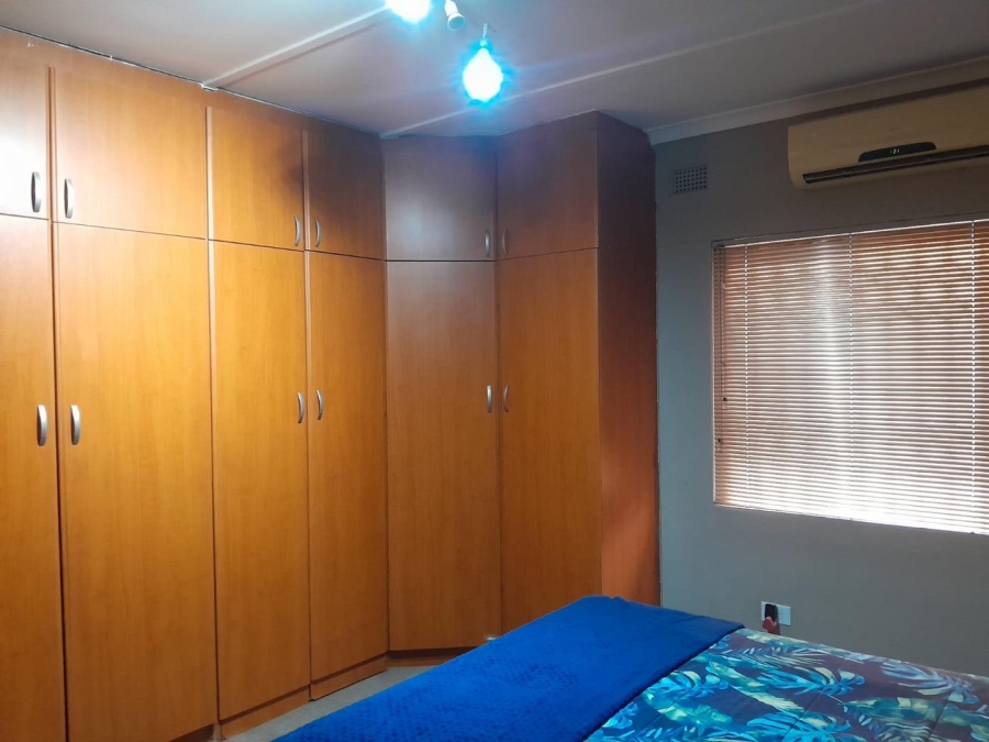 3 Bedroom Property for Sale in Risecliff KwaZulu-Natal