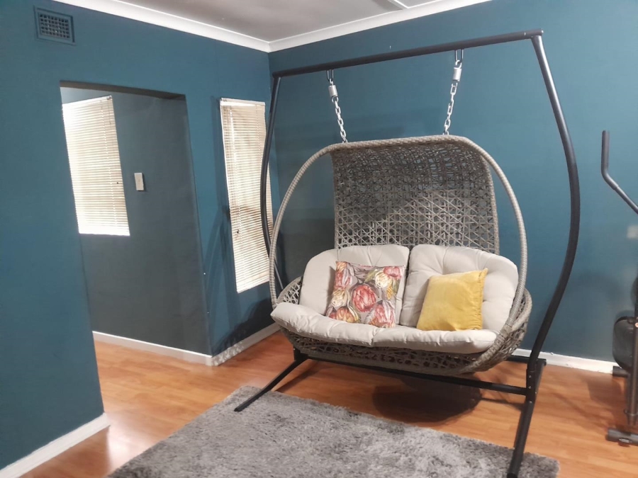 3 Bedroom Property for Sale in Risecliff KwaZulu-Natal