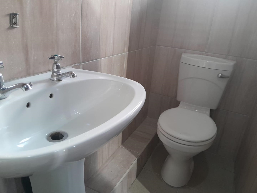 3 Bedroom Property for Sale in Risecliff KwaZulu-Natal