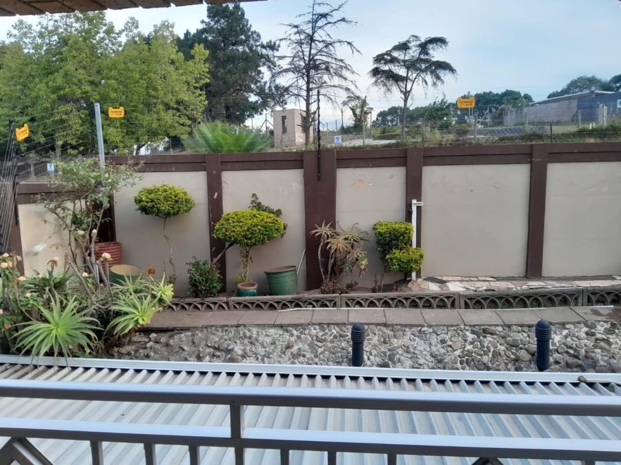 3 Bedroom Property for Sale in Risecliff KwaZulu-Natal