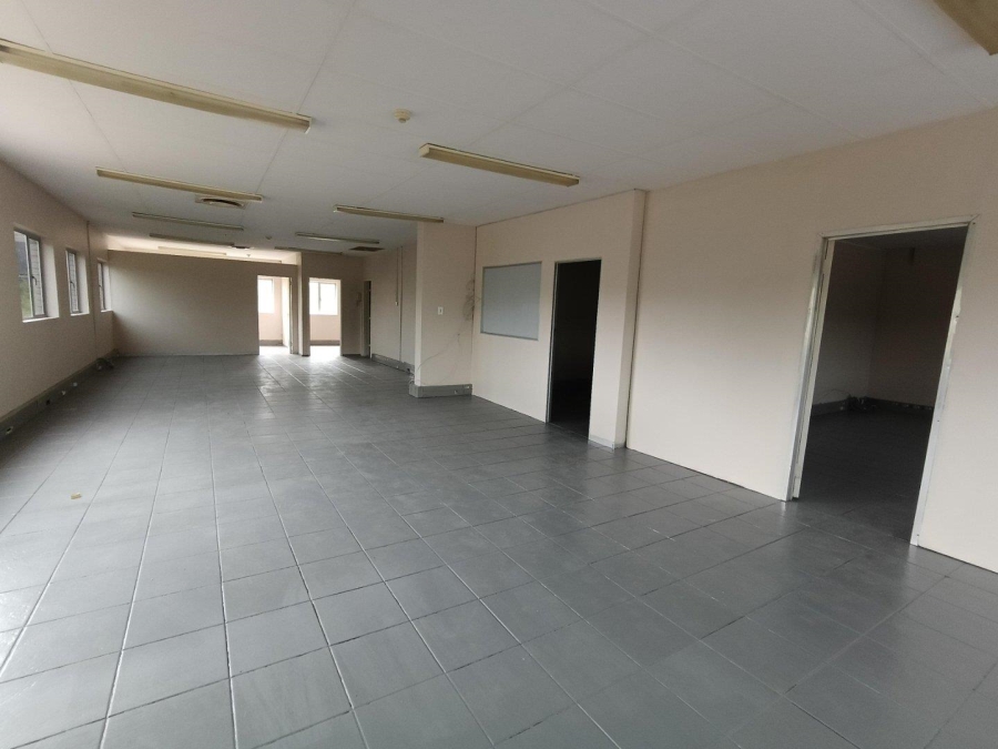 To Let Commercial Property for Rent in Westmead KwaZulu-Natal