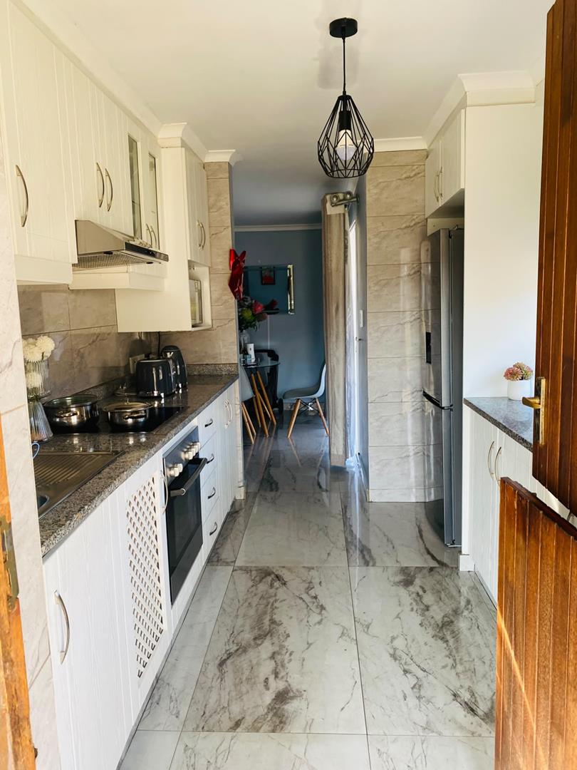3 Bedroom Property for Sale in Kloof KwaZulu-Natal