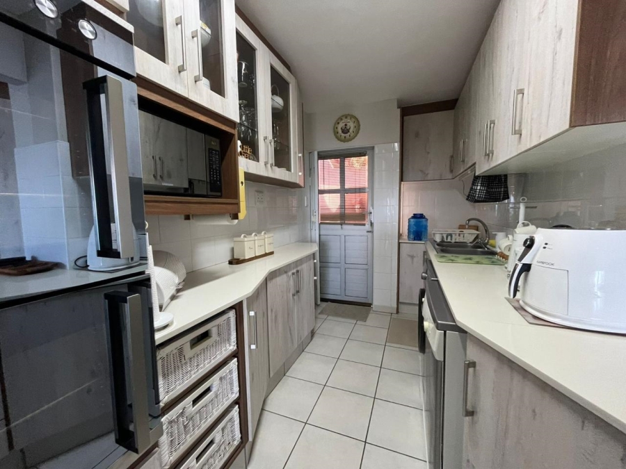 3 Bedroom Property for Sale in La Mercy KwaZulu-Natal
