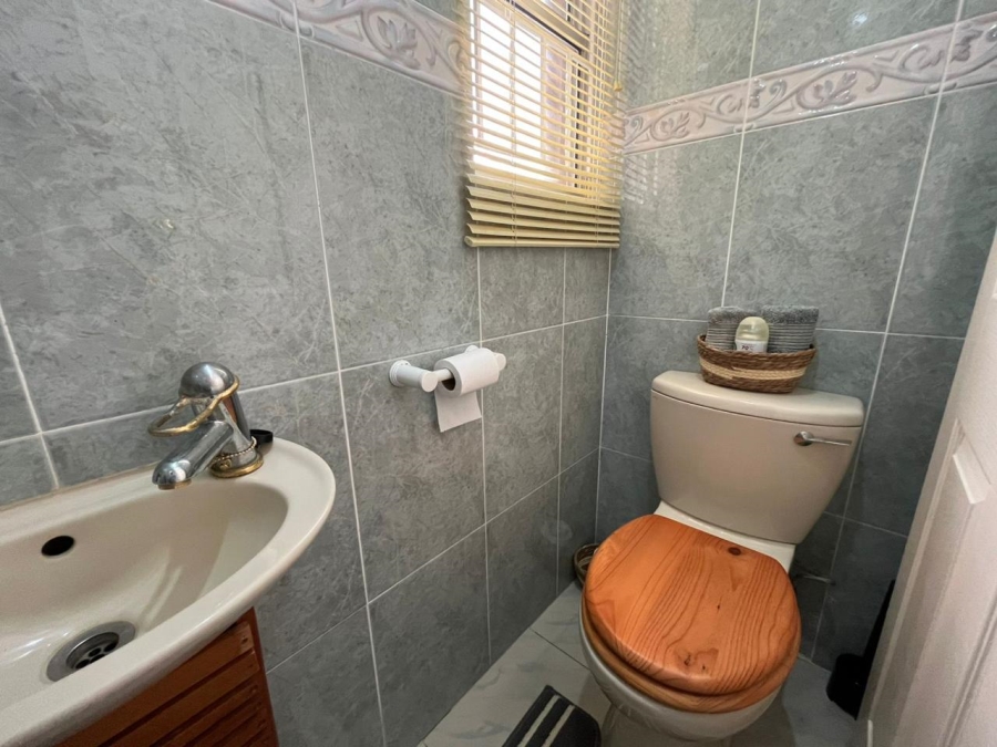 3 Bedroom Property for Sale in La Mercy KwaZulu-Natal