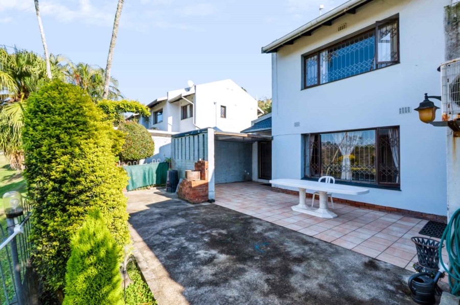 3 Bedroom Property for Sale in Amanzimtoti KwaZulu-Natal