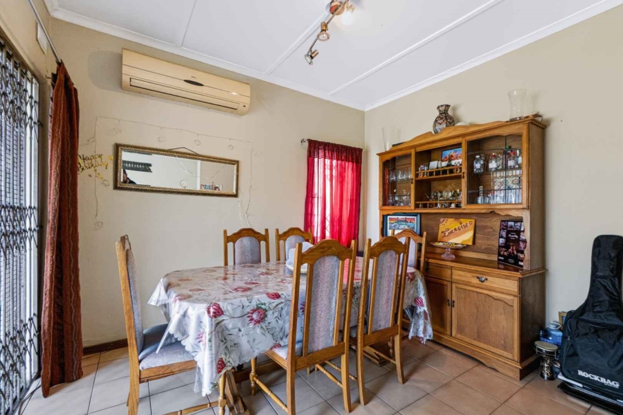 3 Bedroom Property for Sale in Amanzimtoti KwaZulu-Natal