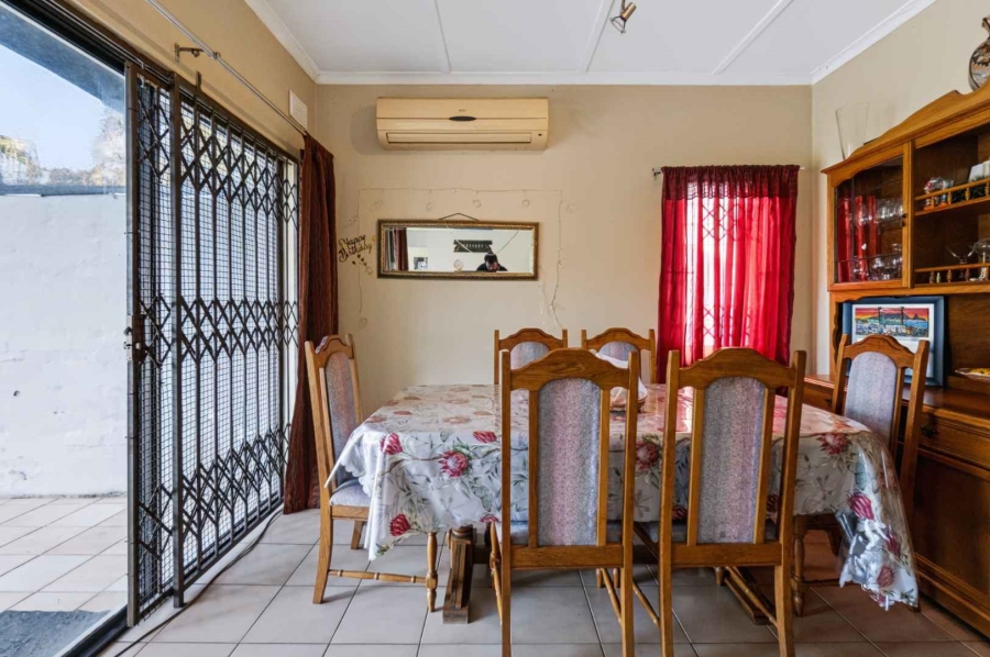 3 Bedroom Property for Sale in Amanzimtoti KwaZulu-Natal