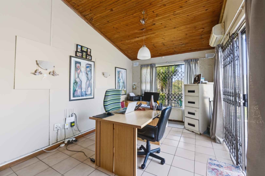3 Bedroom Property for Sale in Amanzimtoti KwaZulu-Natal