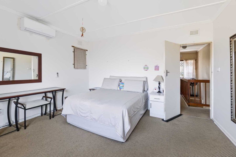 3 Bedroom Property for Sale in Amanzimtoti KwaZulu-Natal