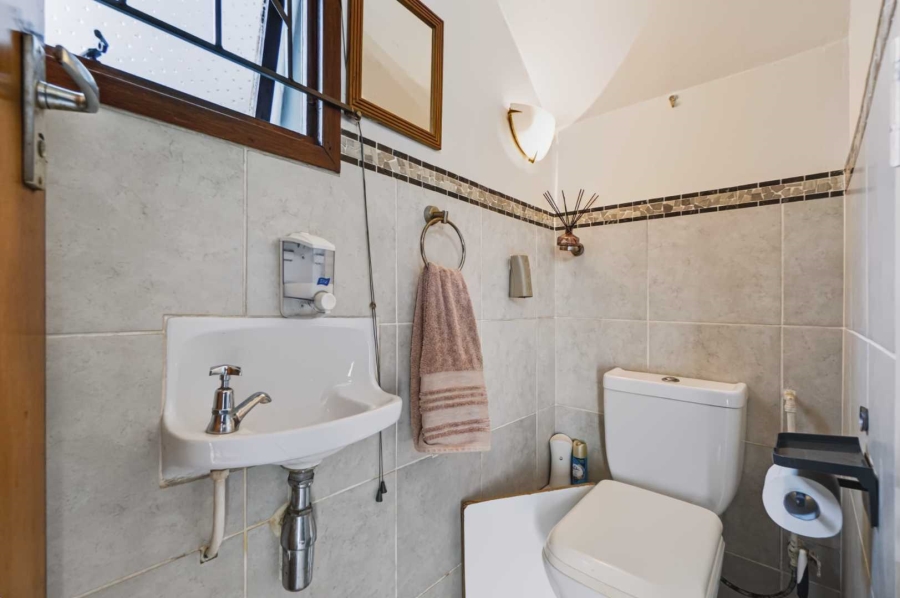 3 Bedroom Property for Sale in Amanzimtoti KwaZulu-Natal