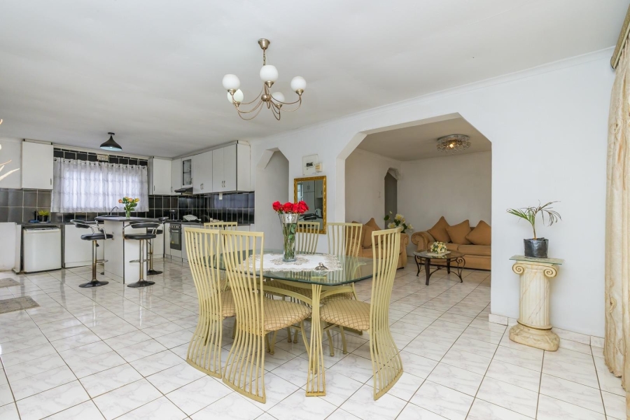 6 Bedroom Property for Sale in Mobeni Heights KwaZulu-Natal