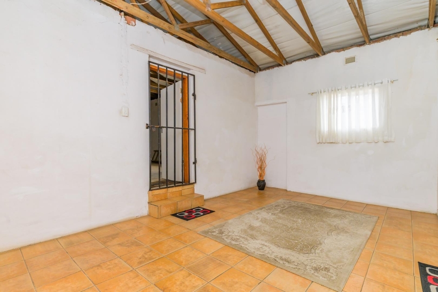 6 Bedroom Property for Sale in Mobeni Heights KwaZulu-Natal
