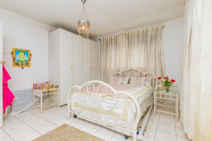 6 Bedroom Property for Sale in Mobeni Heights KwaZulu-Natal