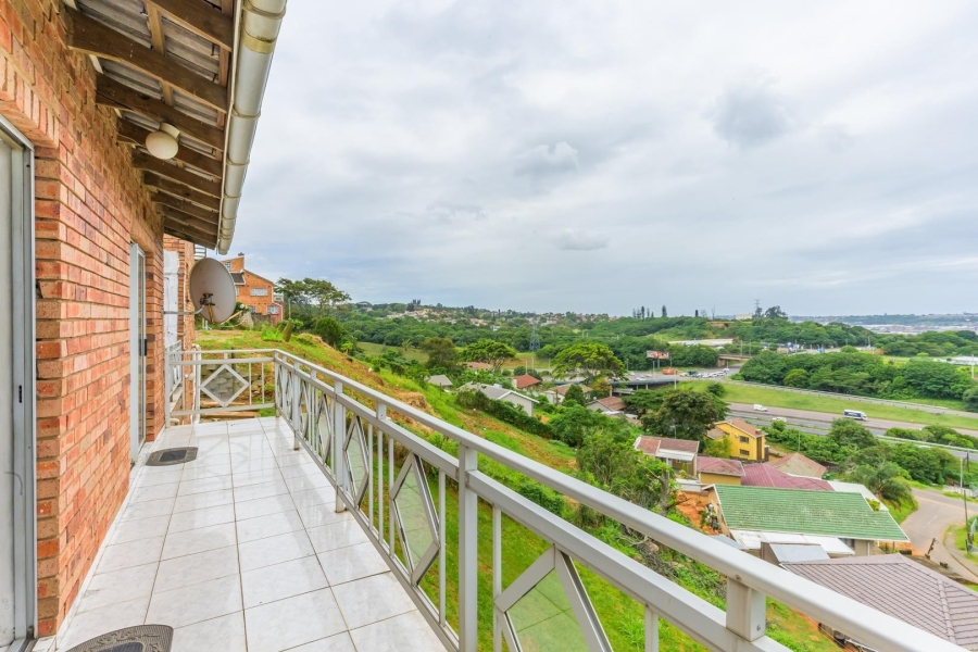 6 Bedroom Property for Sale in Mobeni Heights KwaZulu-Natal