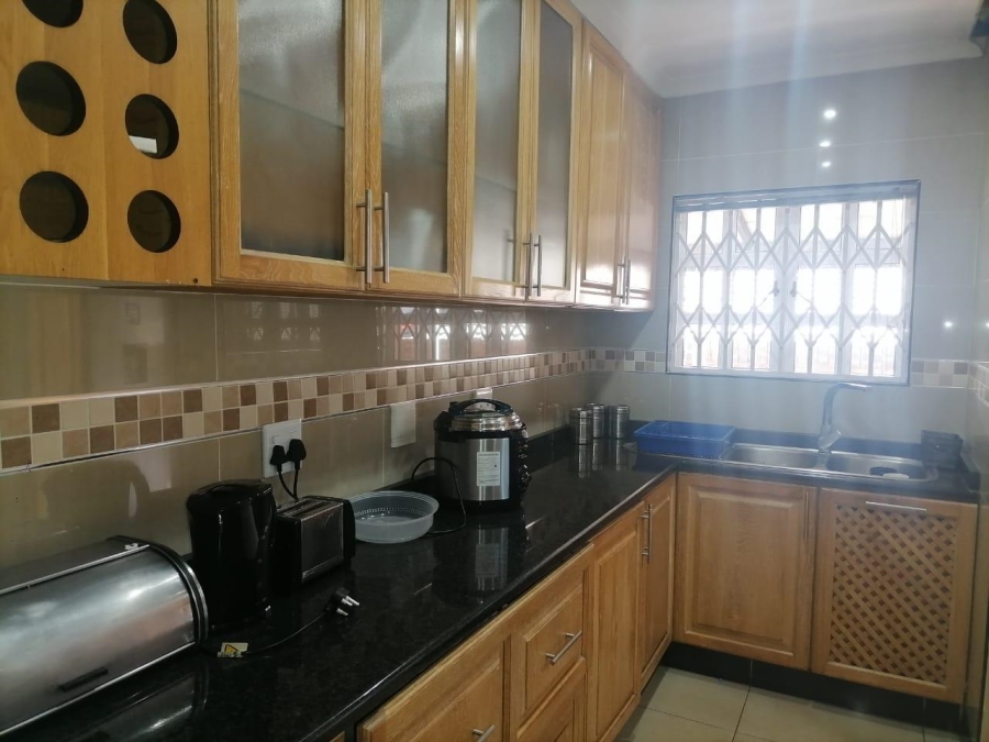5 Bedroom Property for Sale in Bluff KwaZulu-Natal