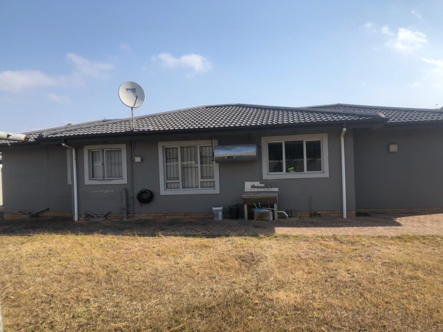 3 Bedroom Property for Sale in Motalabad KwaZulu-Natal