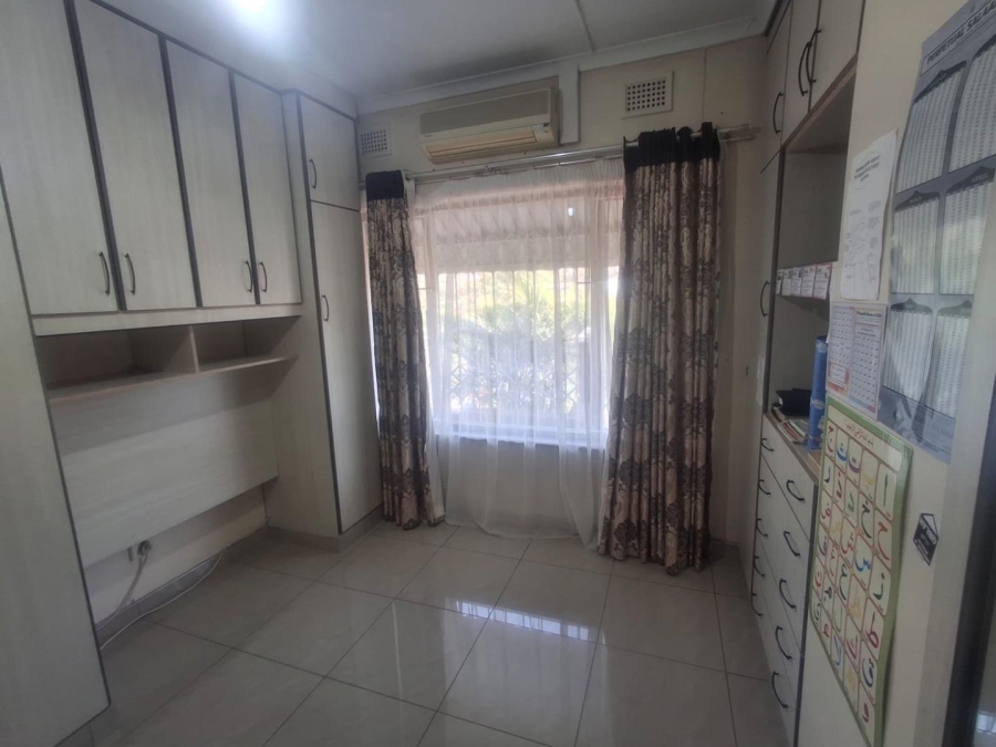 To Let 3 Bedroom Property for Rent in Berea West KwaZulu-Natal