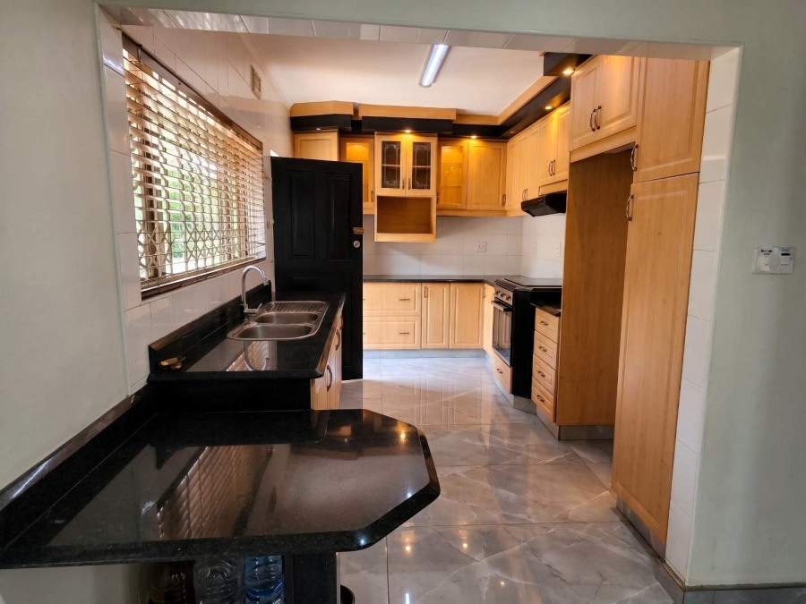 To Let 3 Bedroom Property for Rent in Berea West KwaZulu-Natal
