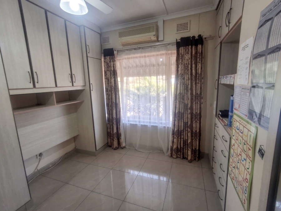 To Let 3 Bedroom Property for Rent in Berea West KwaZulu-Natal